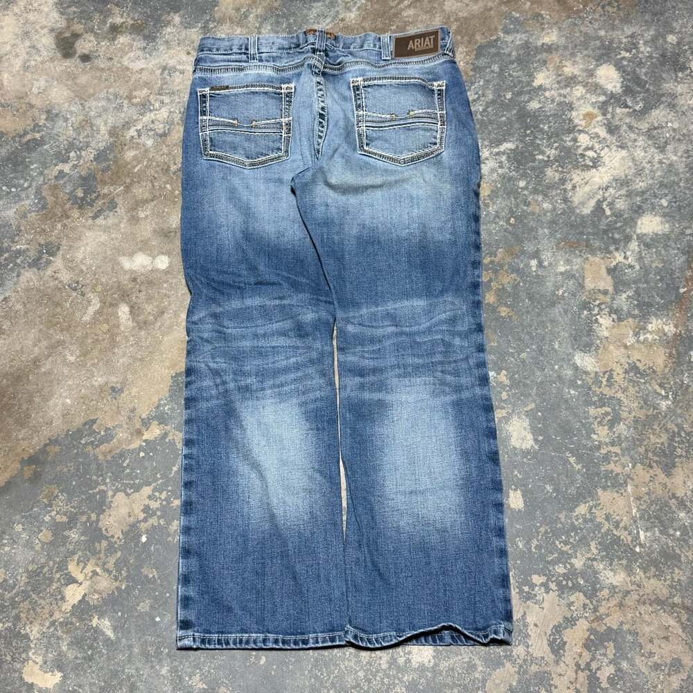 Ariat M4 Relaxed Boot Cut Jeans 35x30 Medium Wash